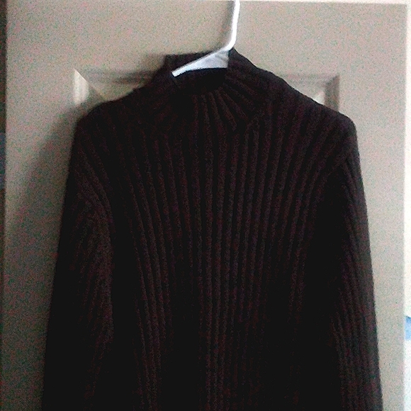 Express Chunky High Neck Ribbed Sweater. Excellent quality. - Picture 2 of 5